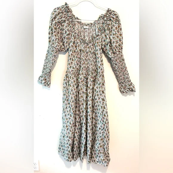 Doen Floral Midi Dress in Cream and Green - Picture 6 of 11